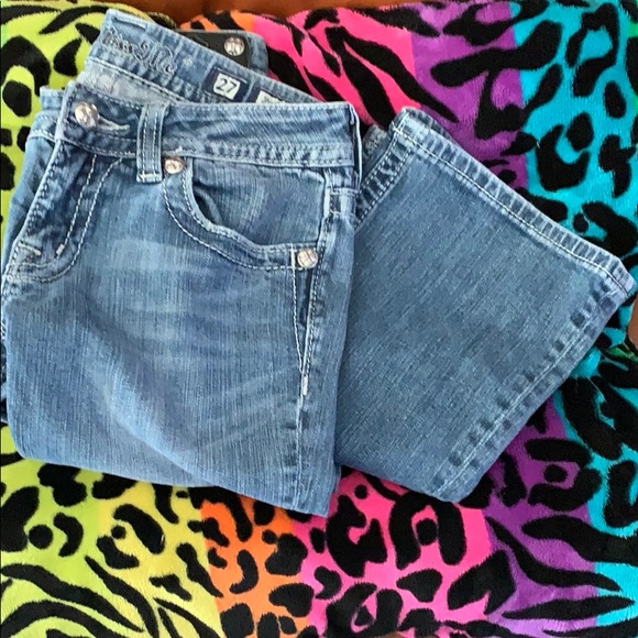 Miss Me blue jeans size 27x34 - Picture 4 of 8